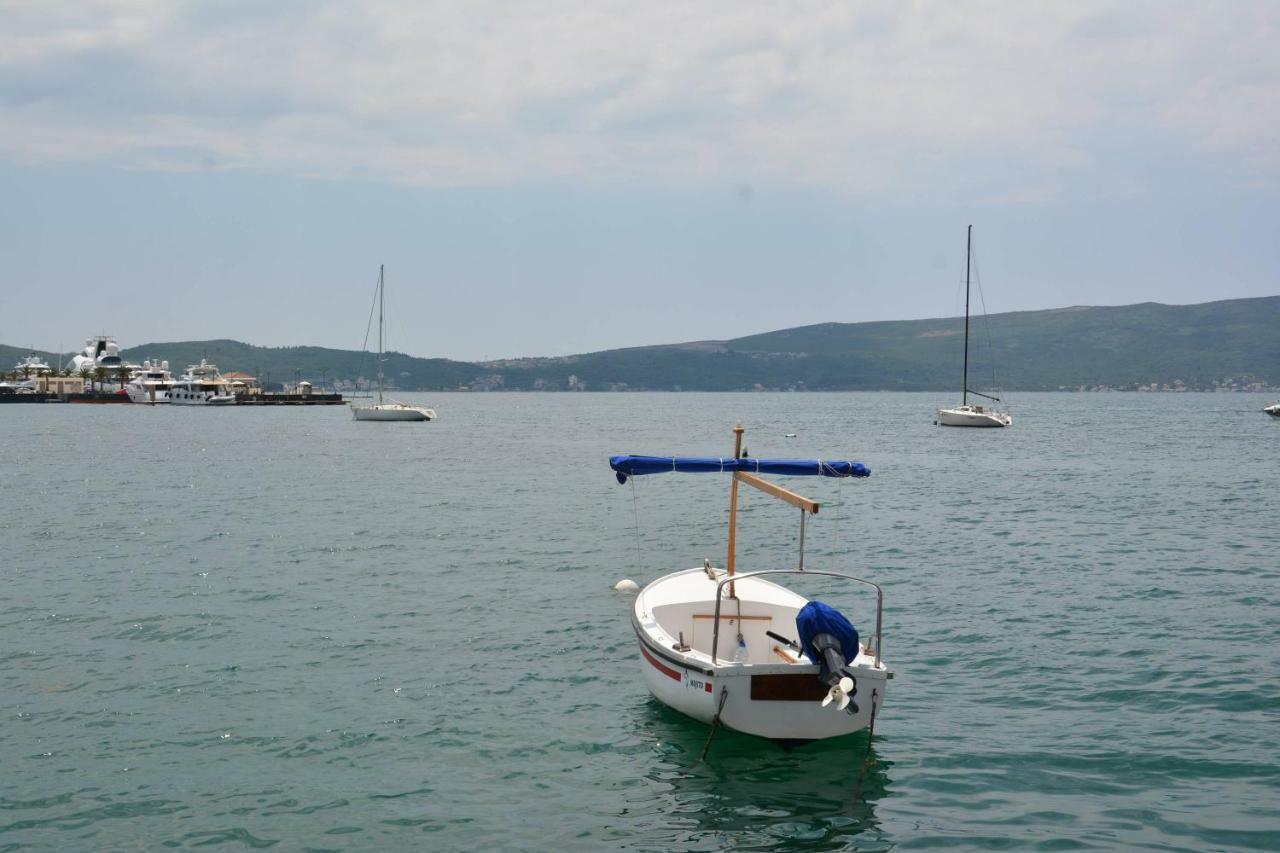 Small Oasis Apartment Tivat Eksteriør billede